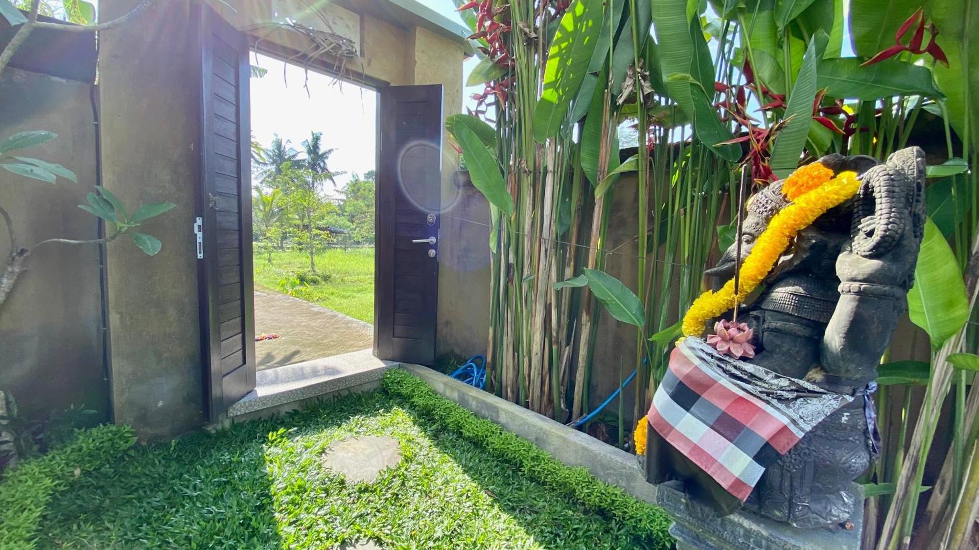 Villa Magica Ubud Buitenkant foto